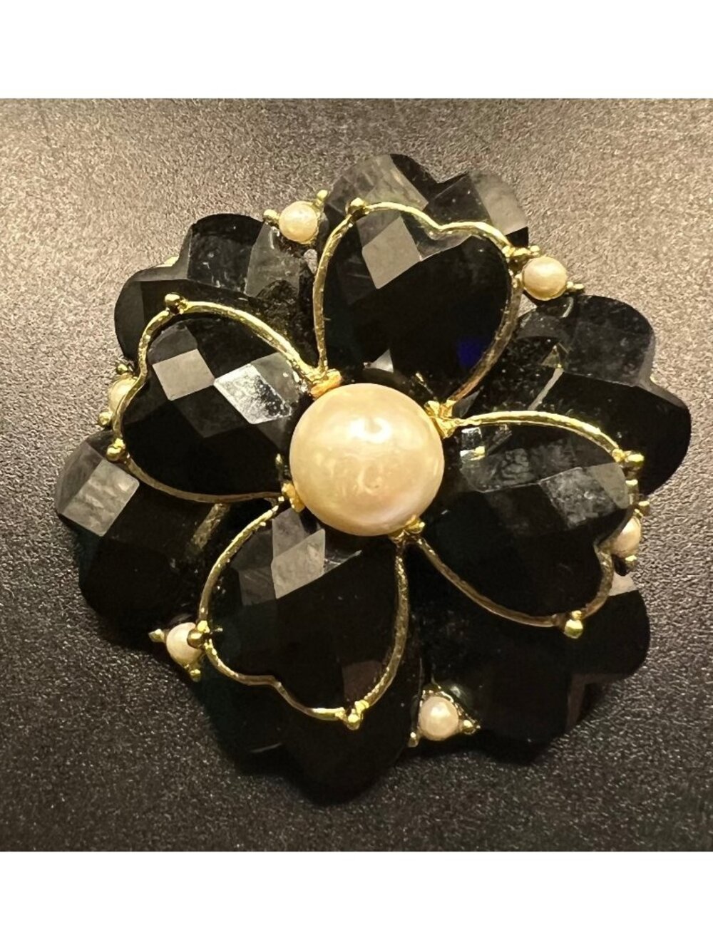 Vintage Black Heart Crystal Faux Pearl Gold-Tone Floral Brooch Pin Grannycore